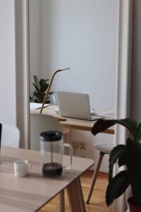 Creating a Relaxing and Productive Home Office Environment